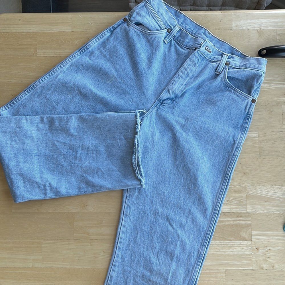 Vintage Wrangler Wash Light Jeans 31x34 Straight Fit Raw Hem